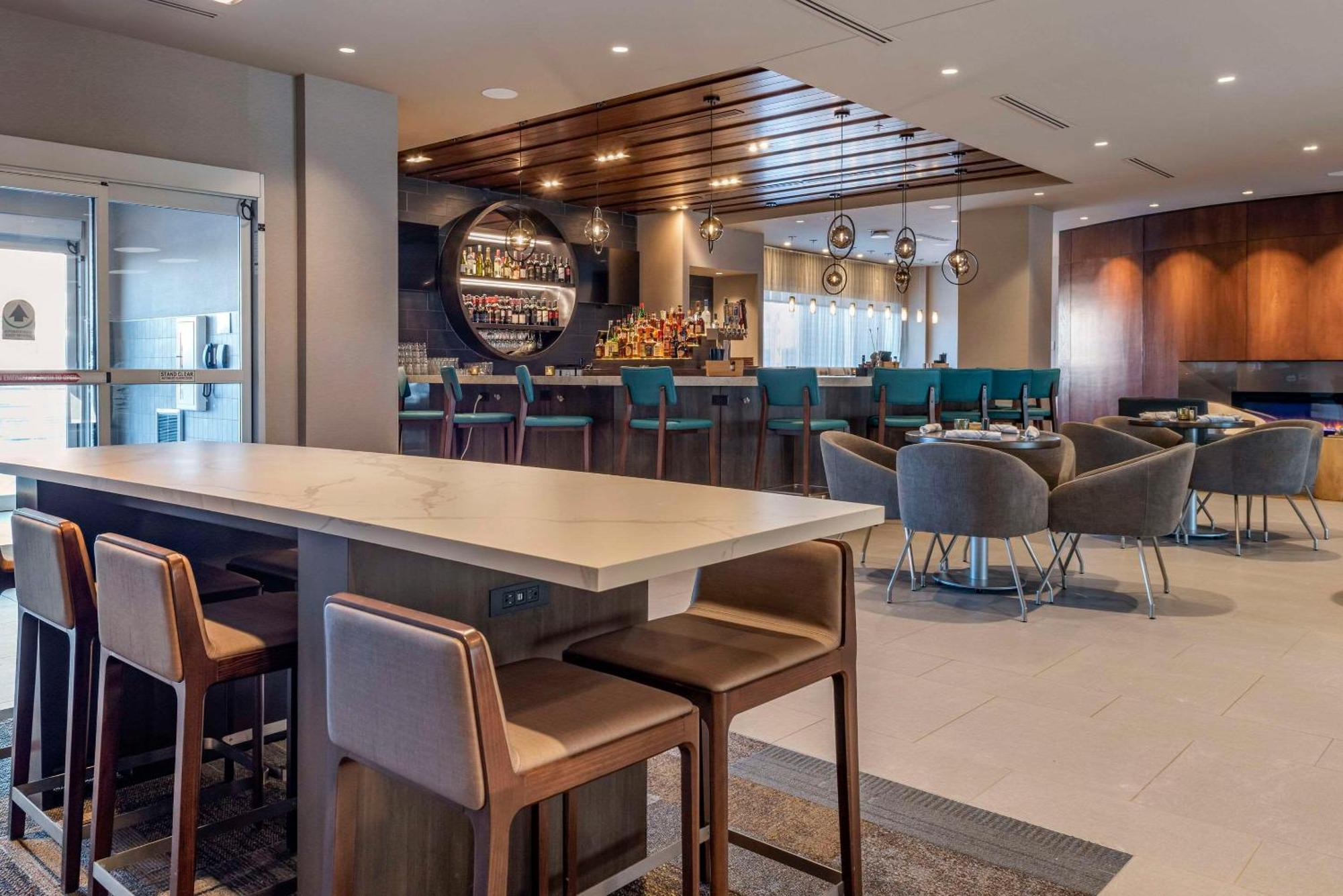 Cambria Hotel Minneapolis Downtown Экстерьер фото