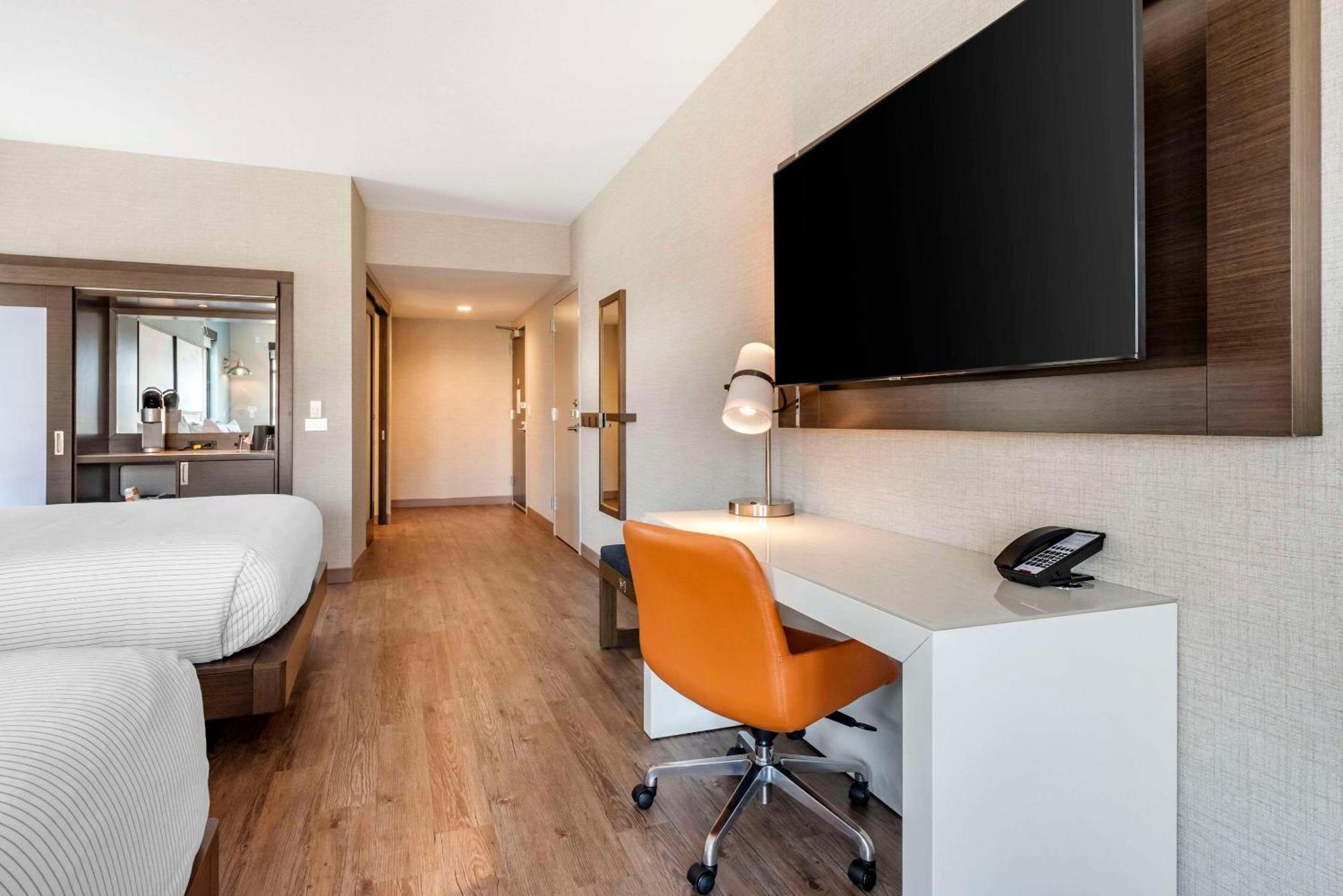 Cambria Hotel Minneapolis Downtown Экстерьер фото